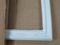 УПЛОТНИТЕЛЬ ДВЕРИ